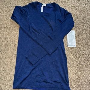 Women’s lululemon swiftly long sleeve